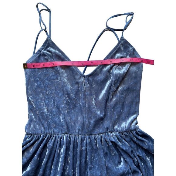 LA Hearts Romper Size Small Open Back Crushed Velvet Periwinkle Blue Velour - Picture 11 of 16